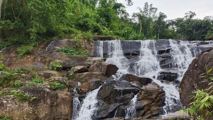 Waterfall near Chandubi Lake- Soloka Dare (Baroigaon)
