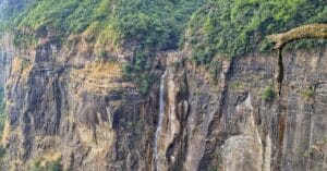 Sohpung Waterfall : Trekking Guide and Viewpoint